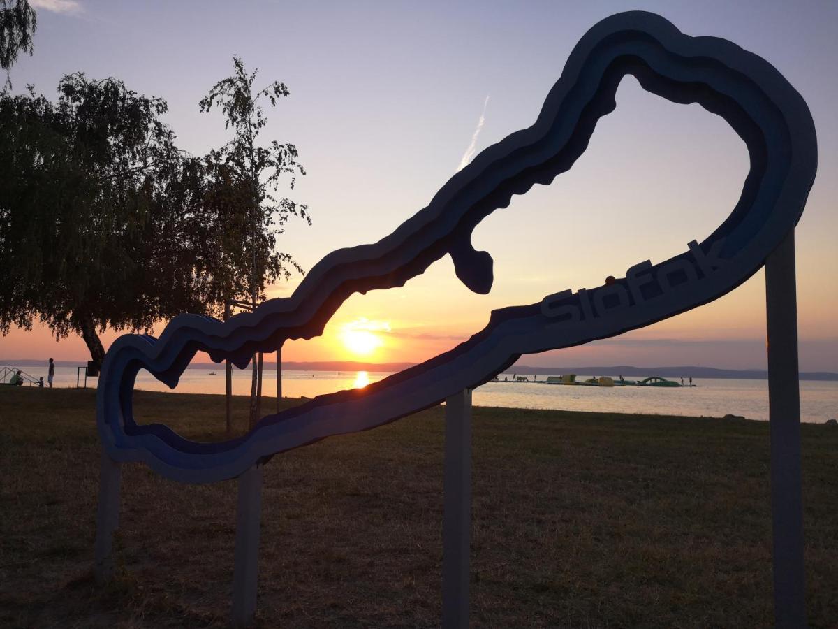 Eda Beach Apartman Siófok Exteriér fotografie